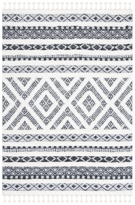 Safavieh Moroccan Tassel Shag 4'-0" x 6'-0" Rug in Grey / Ivory
