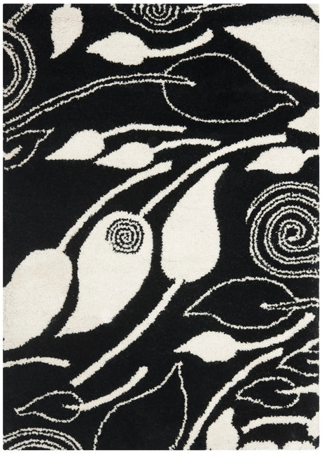 Safavieh Soho 2'-0" x 3'-0" Rug in Black / Ivory