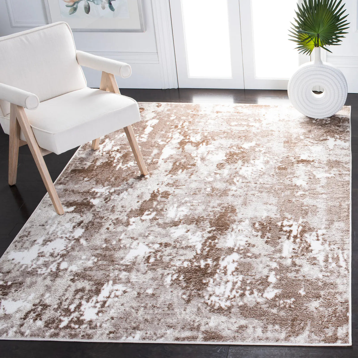 Safavieh Skyler 4'-5" x 6'-5" Rug in Grey / Brown