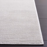 Safavieh Saylor 100 4'-0" x 6'-0" Rug in Ivory