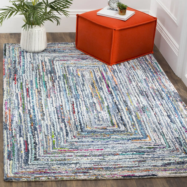 Safavieh Nantucket 4'-0" x 6'-0" Rug in Multi