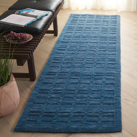 Safavieh Impressions 2'-3" x 8'-0" Rug in Blue