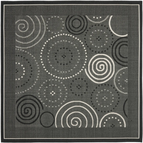 Safavieh Courtyard 6'-7" x 6'-7" Rug in Black / Sand