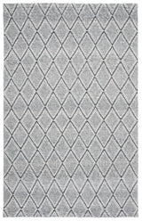 Safavieh Marbella 4'-0" x 6'-0" Rug in Light Grey / Black