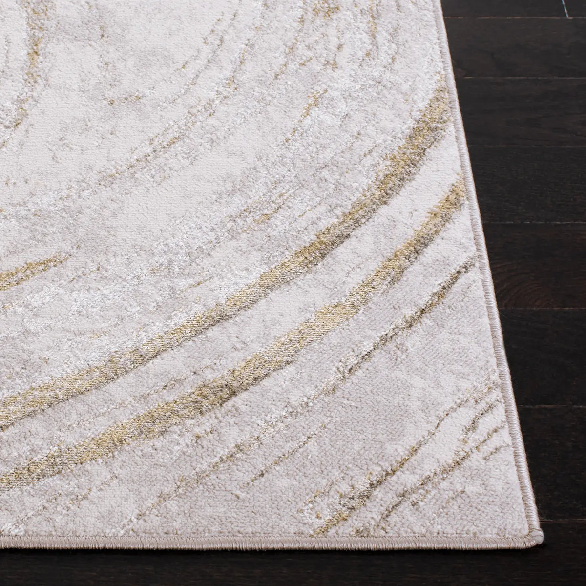 Safavieh Orchard 4'-5" x 6'-5" Rug in Grey / Gold
