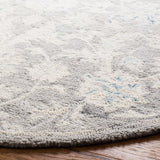 Safavieh Micro-Loop 5'-0" x 5'-0" Rug in Grey / Ivory