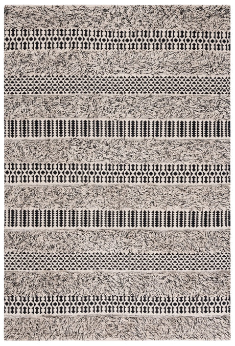 Safavieh Natura 3'-0" x 5'-0" Rug in Black / Ivory