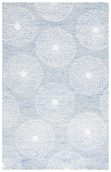Safavieh Ebony 4'-0" x 6'-0" Rug in Blue / Ivory