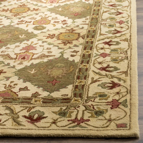 Safavieh Antiquity 5'-0" x 8'-0" Rug in Beige