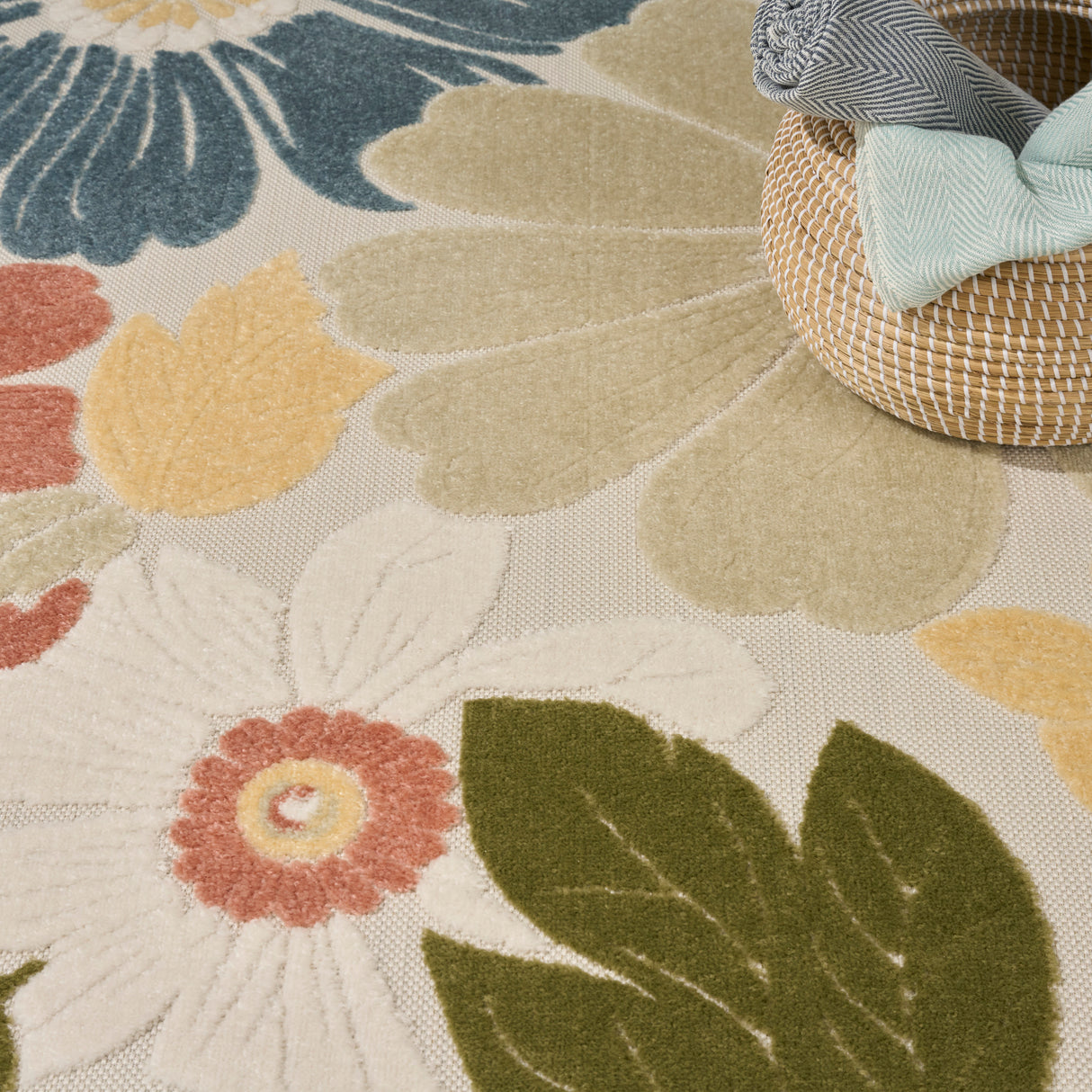 Nourison Aloha ALH42 Machine Made Multicolor Rug