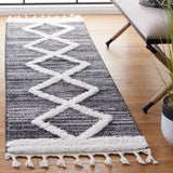 Safavieh Moroccan Tassel Shag 2'-3" x 8'-0" Rug in Black / Ivory