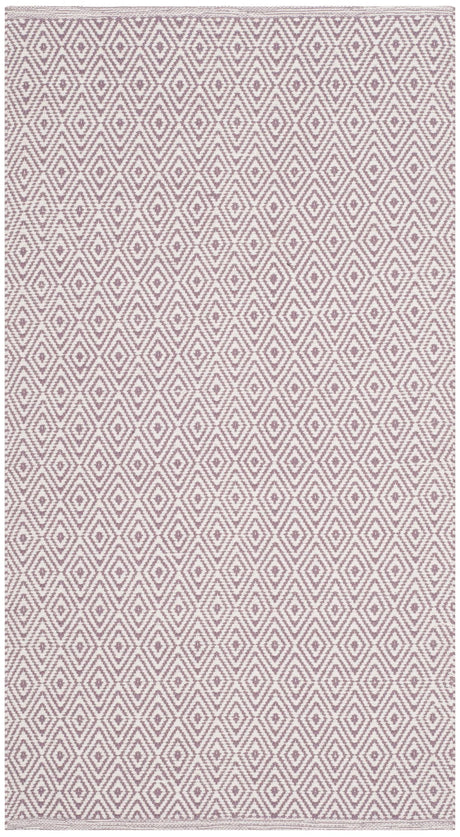 Safavieh Montauk 2'-6" x 4'-0" Rug in Ivory / Purple