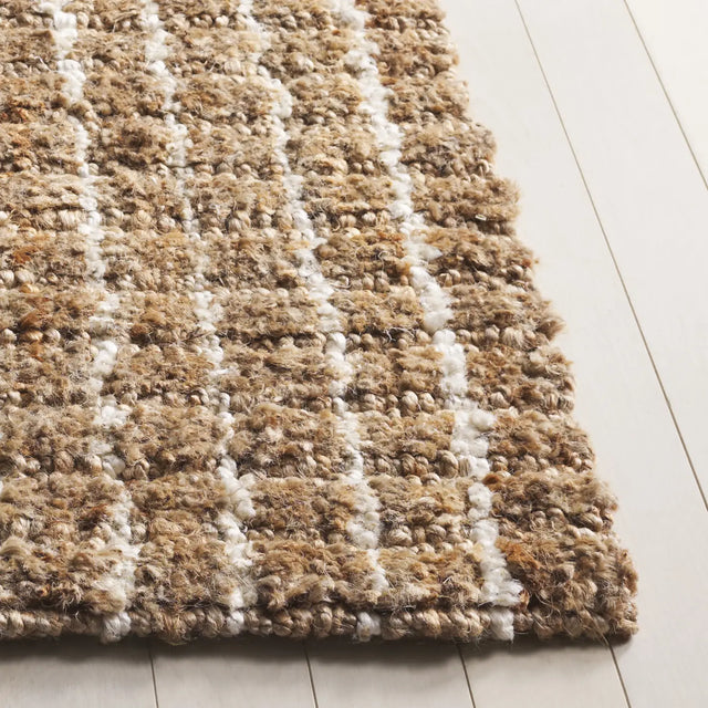 Safavieh Natural Fiber 4'-0" x 6'-0" Rug in Natural / Bleach