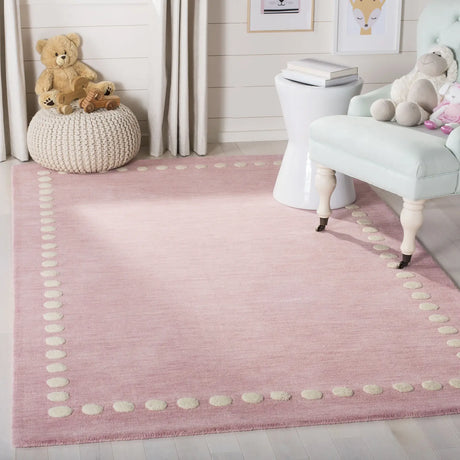 Safavieh Safavieh Kids 5'-0" x 8'-0" Rug in Pink