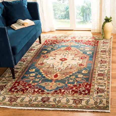 Safavieh Kashan 5'-1" x 7'-5" Rug in Ivory / Blue