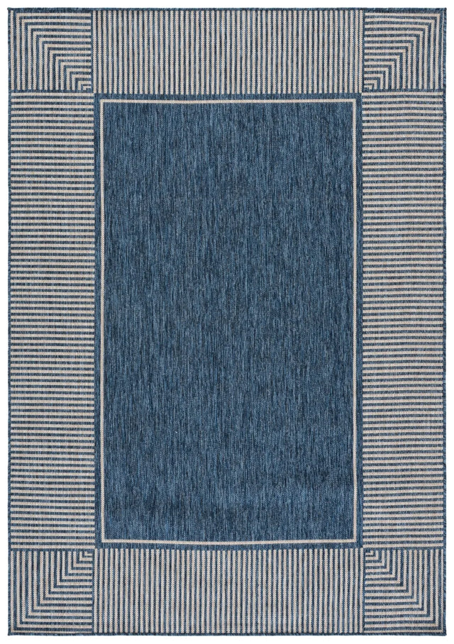 Safavieh Beach House 5'-3" x 7'-6" Rug in Blue / Beige