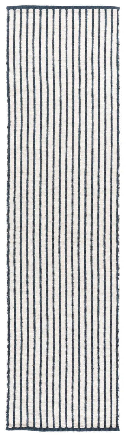Safavieh Vermont 2'-3" x 9'-0" Rug in Navy / Blue