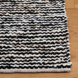 Safavieh Natura 4'-0" x 6'-0" Rug in Black / Ivory