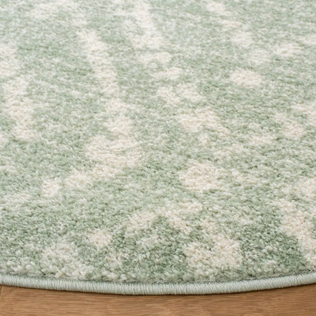 Safavieh Adirondack 6'-0" x 6'-0" Rug in Green / Ivory