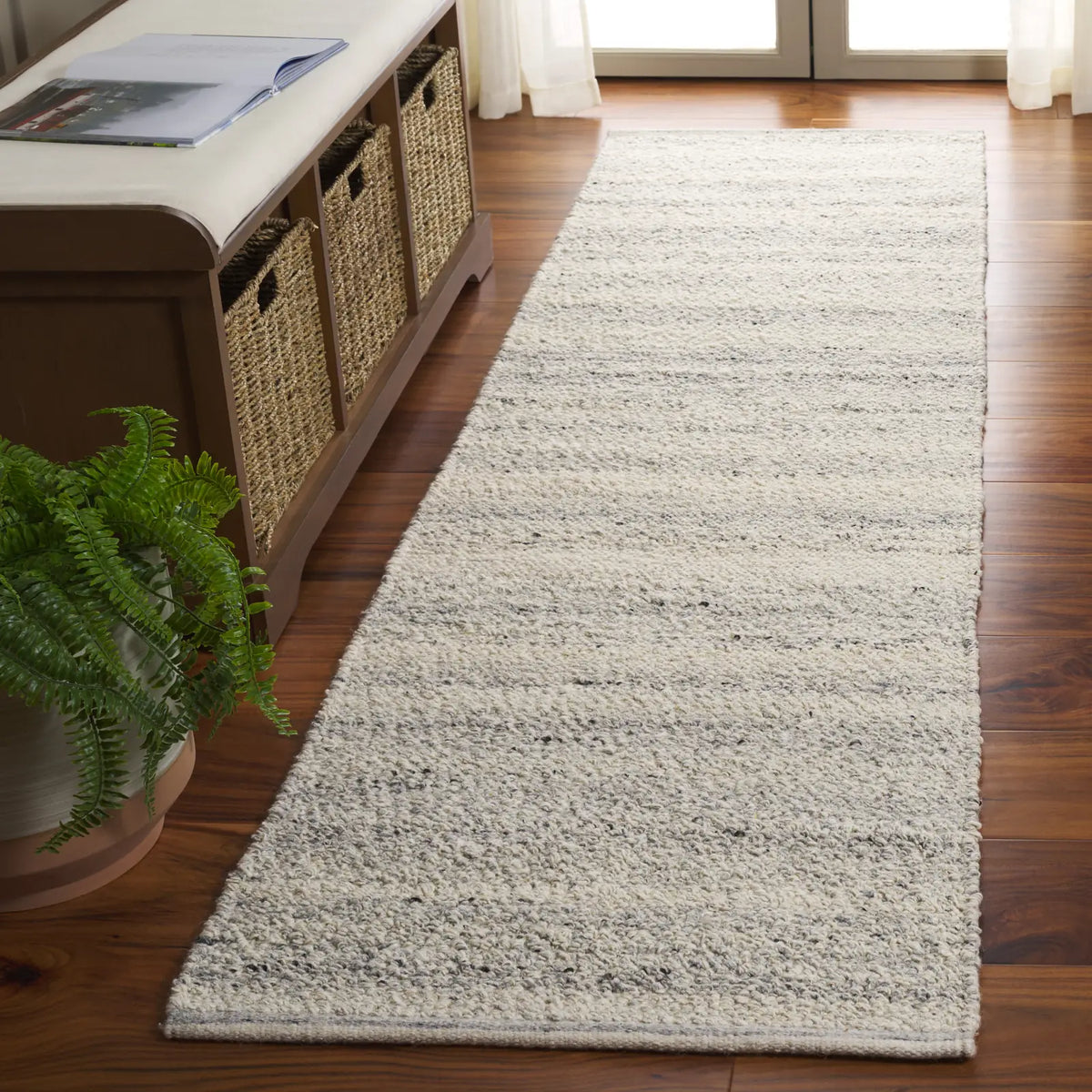 Safavieh Natura 2'-3" x 8'-0" Rug in Light Grey
