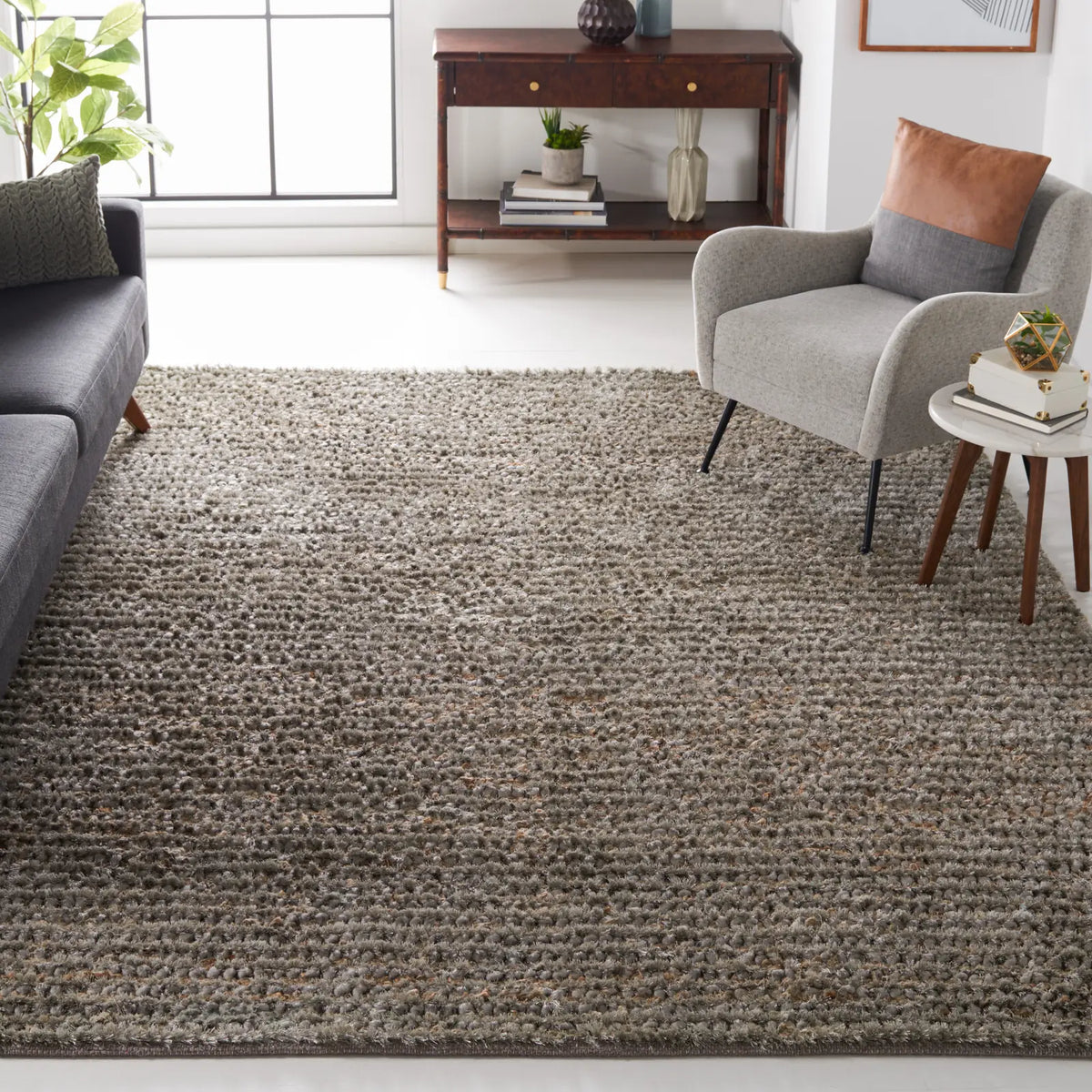Safavieh Classic Shag 8'-0" x 10'-0" Rug in Grey