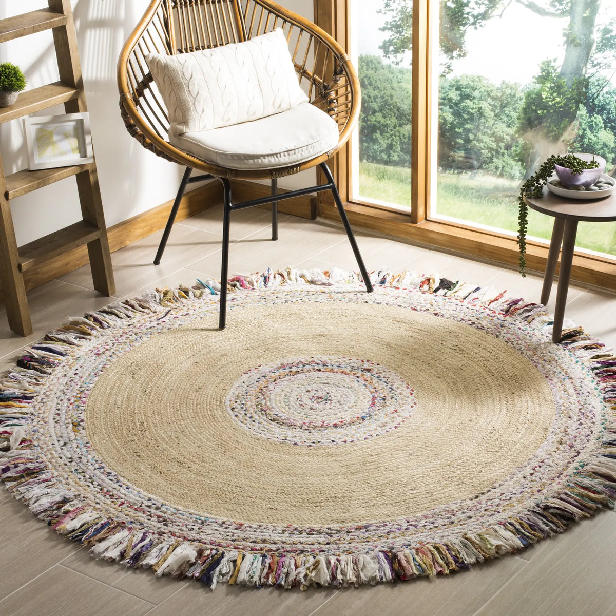 Safavieh Cape Cod 5'-0" x 5'-0" Rug in Ivory / Light Beige