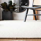 Safavieh Vermont 4'-0" x 6'-0" Rug in Ivory