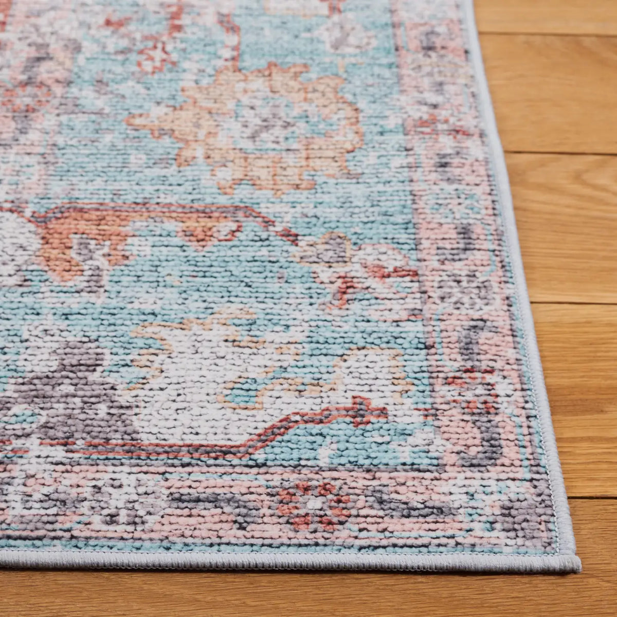 Safavieh Tucson 4'-0" x 6'-0" Rug in Turquoise / Rust