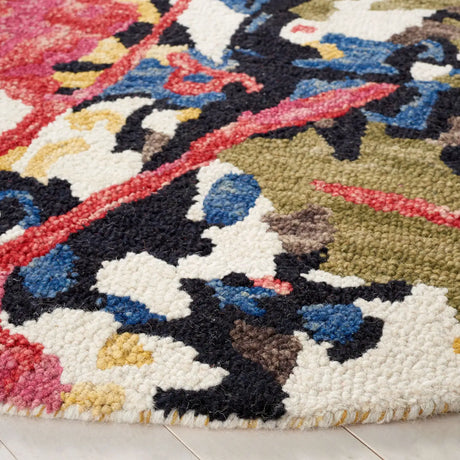 Safavieh Blossom 6'-0" x 6'-0" Rug in Green / Ivory