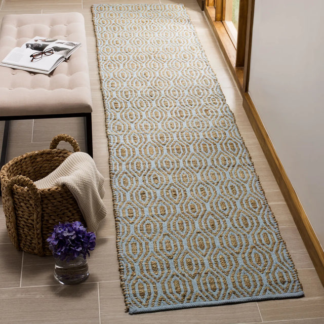 Safavieh Cape Cod 2'-3" x 10'-0" Rug in Silver / Natural