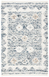 Safavieh Manhattan 4'-0" x 6'-0" Rug in Ivory / Blue