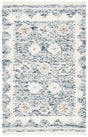 Safavieh Manhattan 4'-0" x 6'-0" Rug in Ivory / Blue