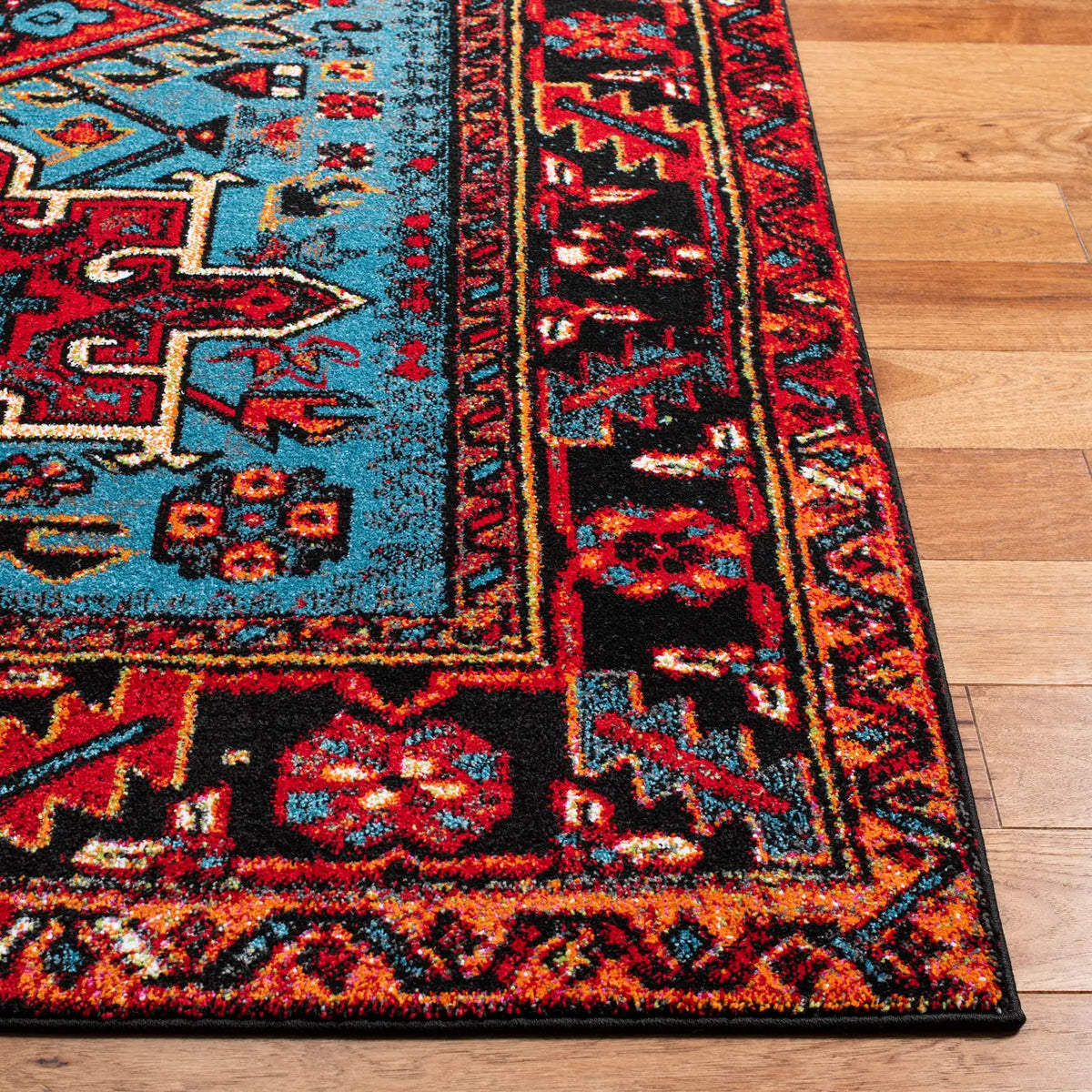Safavieh Vintage Hamadan 4'-0" x 6'-0" Rug in Red / Light Blue