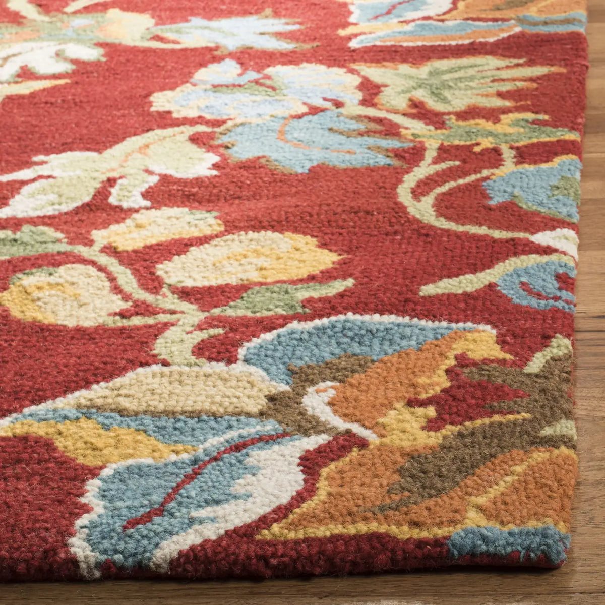 Safavieh Blossom 5'-0" x 8'-0" Rug in Red / Multi