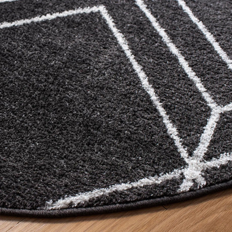 Safavieh Adirondack 6'-0" x 6'-0" Rug in Brown / Ivory