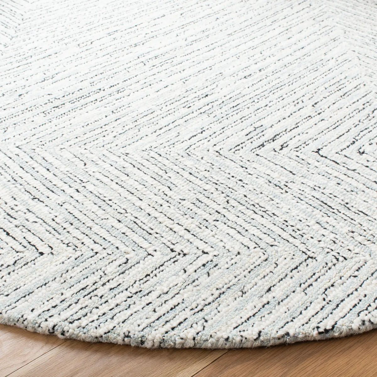 Safavieh Micro-Loop 5'-0" x 5'-0" Rug in Light Grey / Ivory