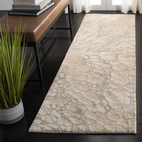 Safavieh Restoration Vintage 2'-3" x 8'-0" Rug in Gold / Ivory