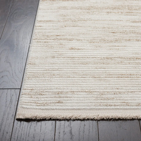 Safavieh Whisper 4'-0" x 6'-0" Rug in Ivory / Beige