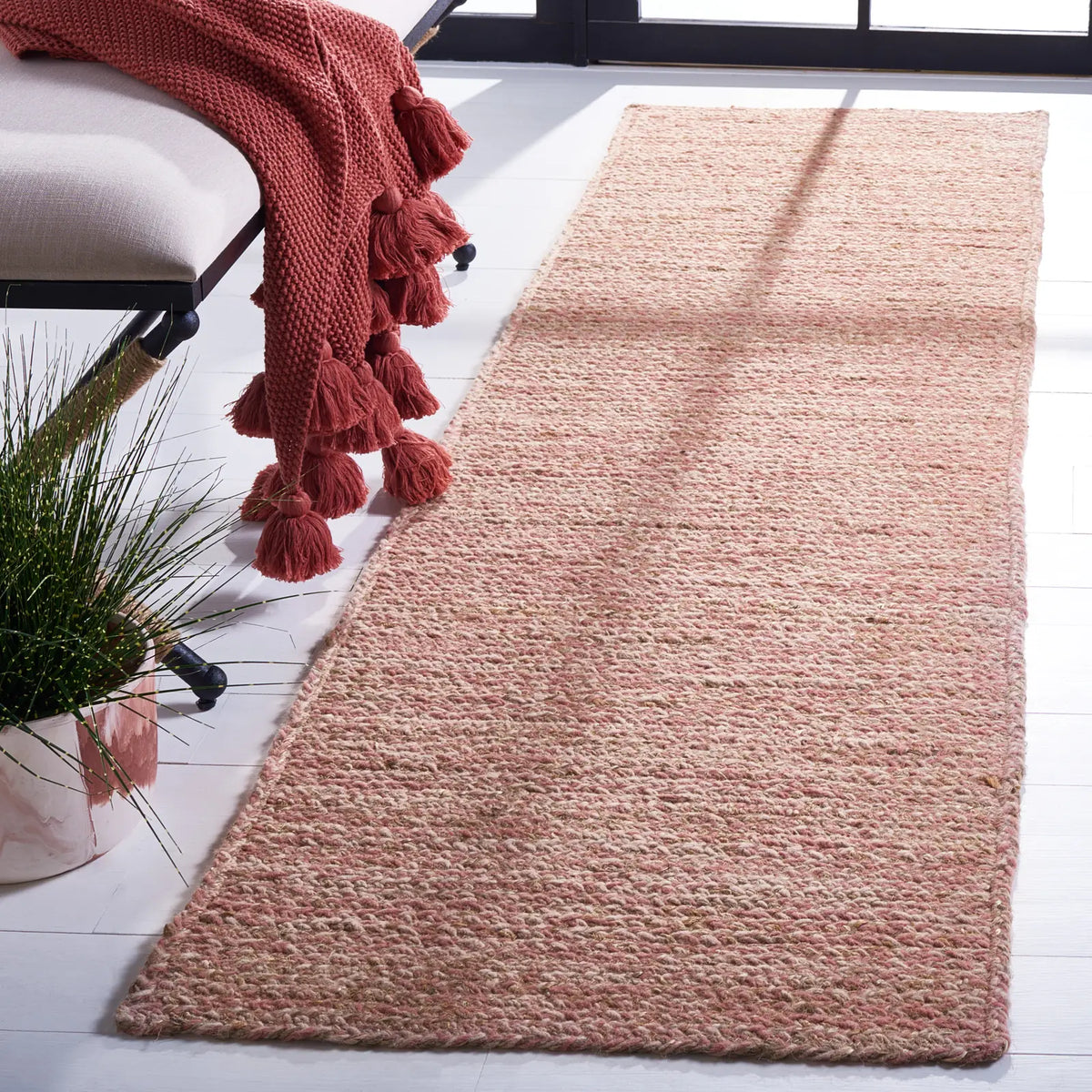 Safavieh Natural Fiber 2'-3" x 8'-0" Rug in Pink / Natural