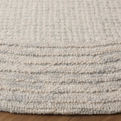 Safavieh Ebony 6'-0" x 6'-0" Rug in Grey / Ivory