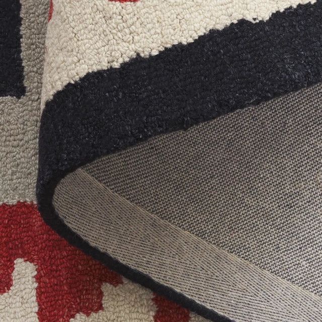 Safavieh Kenya 4'-0" x 6'-0" Rug in Red / Black