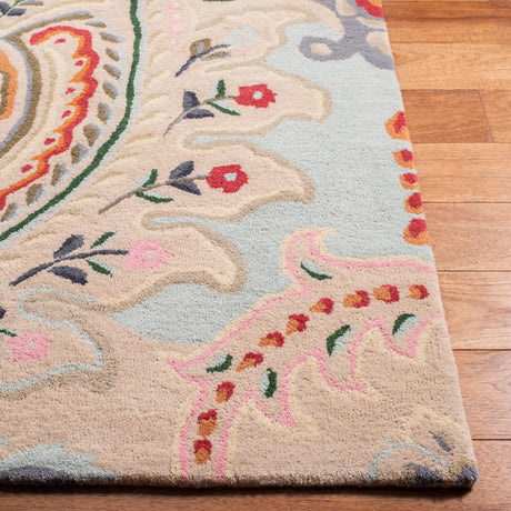 Safavieh Bella 4'-0" x 6'-0" Rug in Beige / Blue
