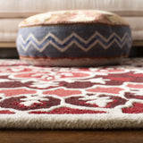 Safavieh Bellagio 5'-0" x 8'-0" Rug in Red / Ivory