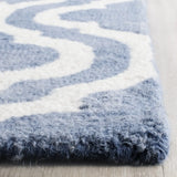 Safavieh Dip Dye 2'-3" x 8'-0" Rug in Blue / Ivory