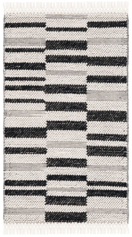 Safavieh Natura 3'-0" x 5'-0" Rug in Ivory / Black