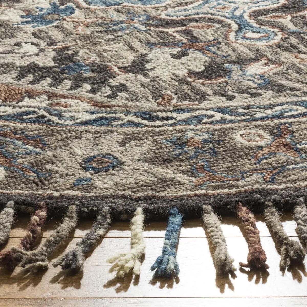 Safavieh Aspen 7'-0" x 7'-0" Rug in Charcoal / Light Brown