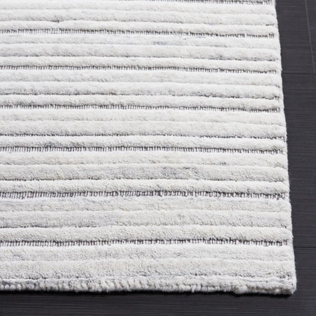 Safavieh Elements 4'-0" x 6'-0" Rug in Ivory