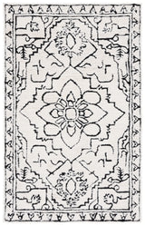 Safavieh Casablanca 4'-0" x 6'-0" Rug in Ivory / Black