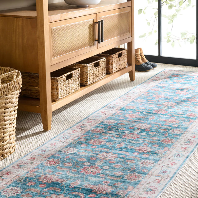 Safavieh Martha Stewart Washable 2'-6" x 8'-0" Rug in Green / Beige