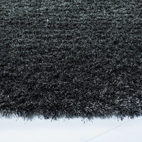 Safavieh Shag 7'-0" x 7'-0" Rug in Dark Grey